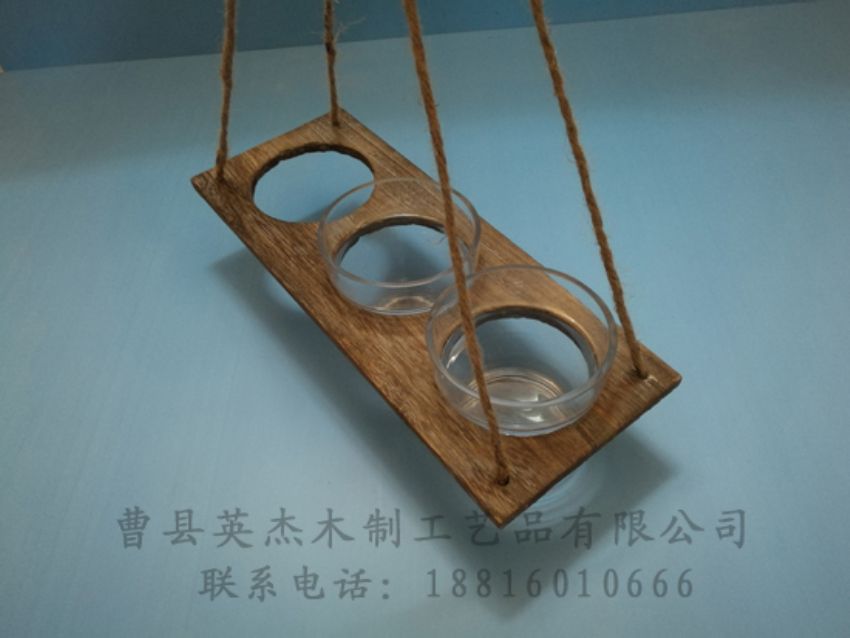 點擊查看詳細信息<br>標題：木制底座  木制杯蓋 閱讀次數(shù)：1111