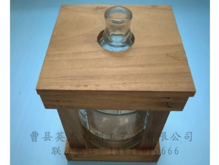 點擊查看詳細信息<br>標題：木制底座  木制杯蓋 閱讀次數(shù)：1096