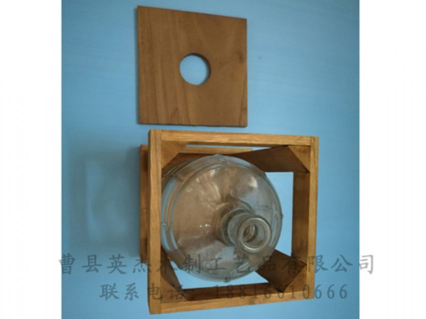 點擊查看詳細信息<br>標題：木制底座  木制杯蓋 閱讀次數(shù)：1108