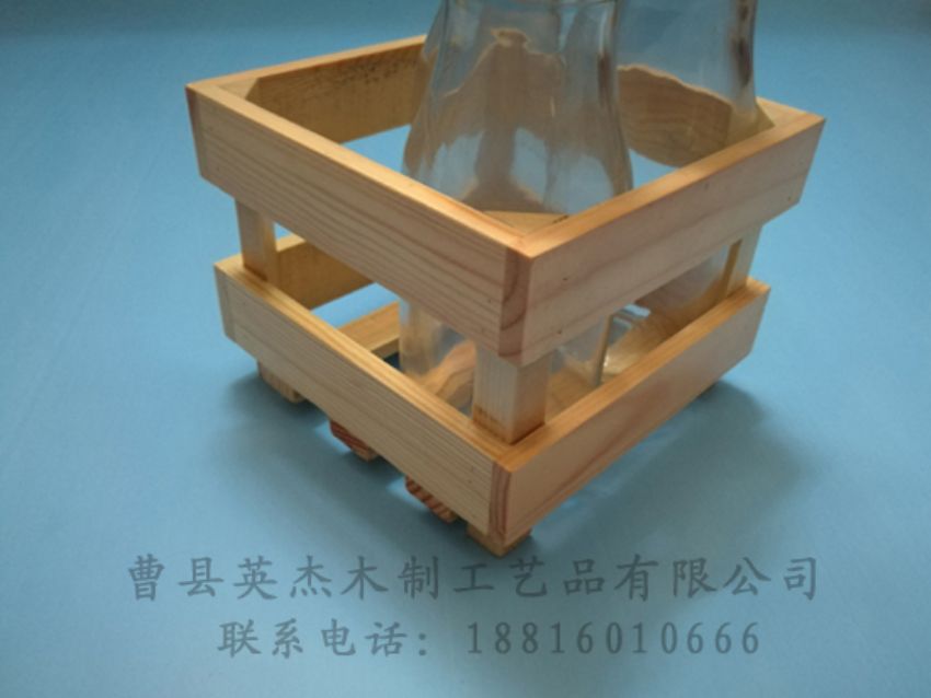 點擊查看詳細信息<br>標題：木制底座  木制杯蓋 閱讀次數(shù)：1106