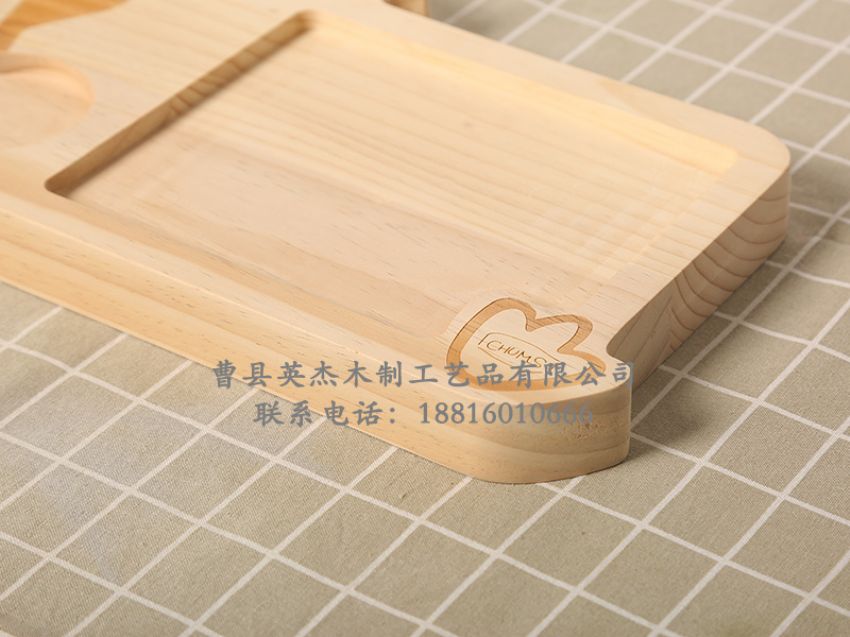 點(diǎn)擊查看詳細(xì)信息<br>標(biāo)題：松木菜板 閱讀次數(shù)：603